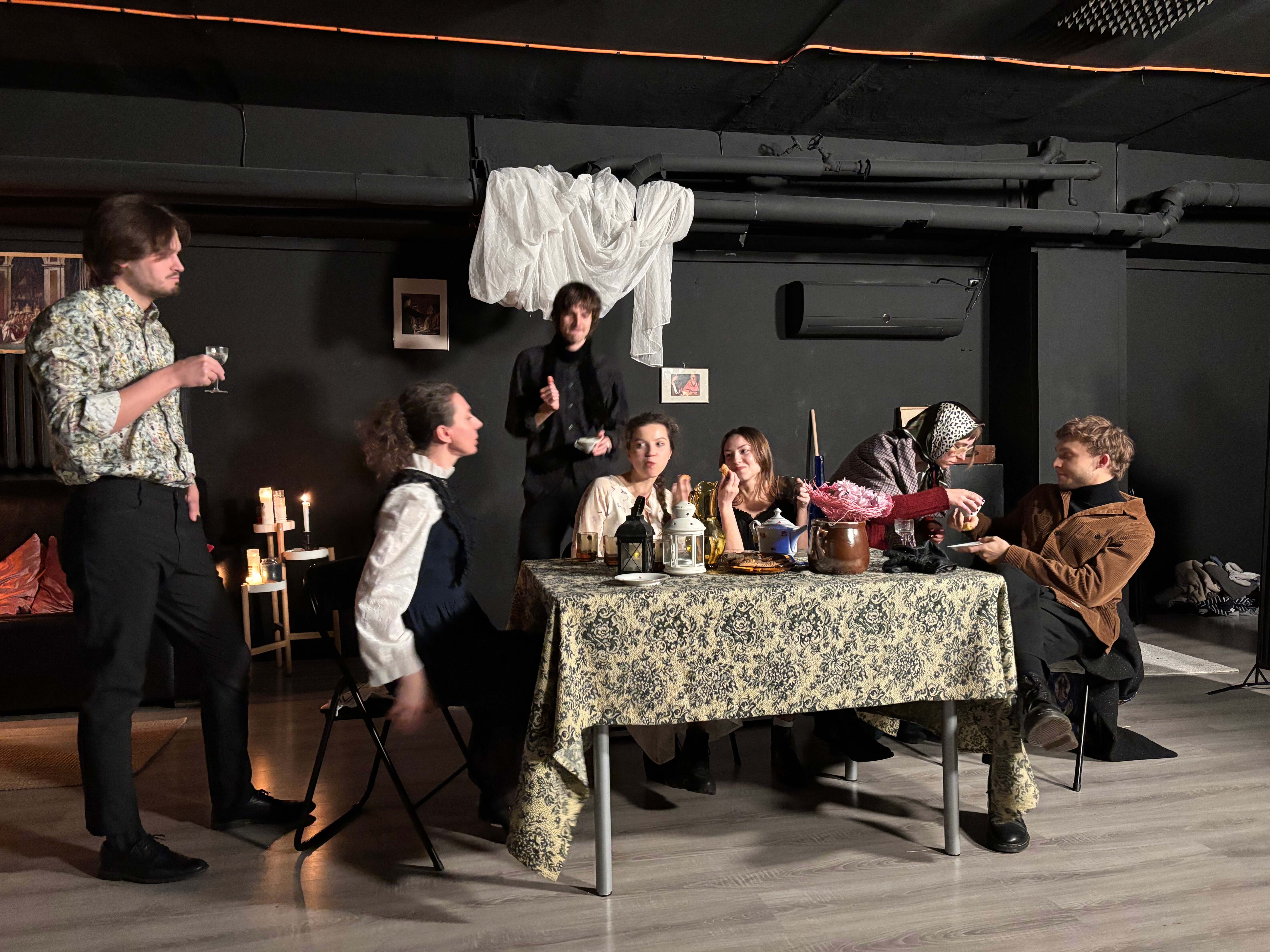 Zajęcia na Stage IV w Szkole Żywego Teatru, zdjęcie 4